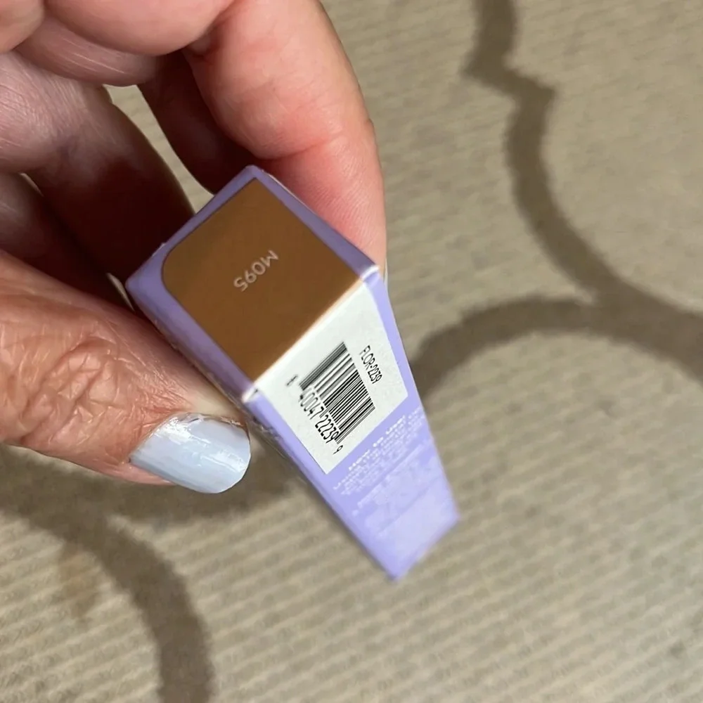 Florence by mills See you never concealer, M095